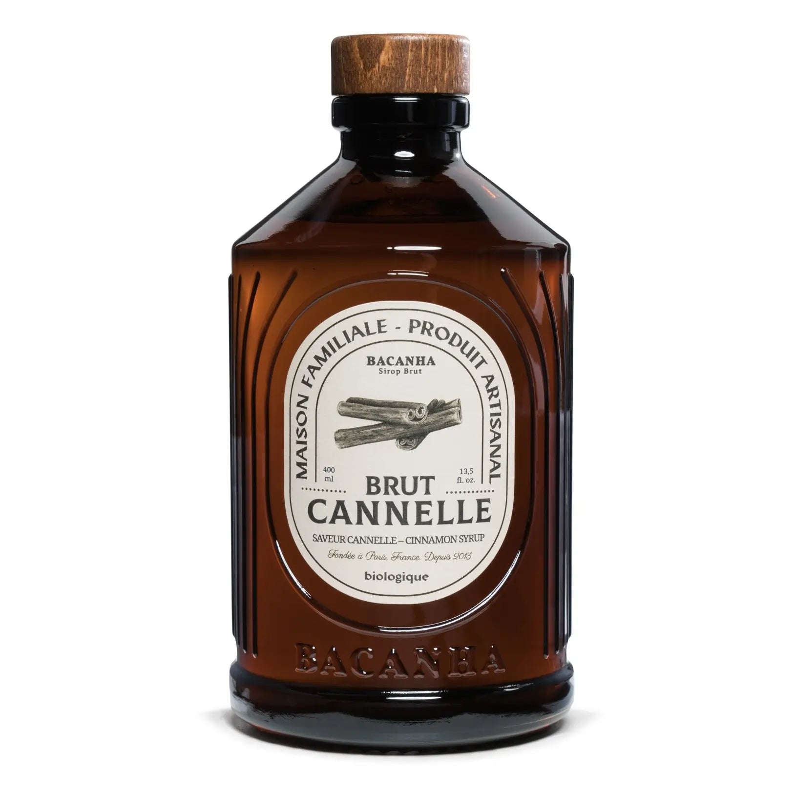 Organiczny syrop Bacanha Brut Cannelle o smaku cynamonu w butelce 400 ml.Organiczny syrop Bacanha Brut Cannelle o smaku cynamonu w butelce 400 ml.